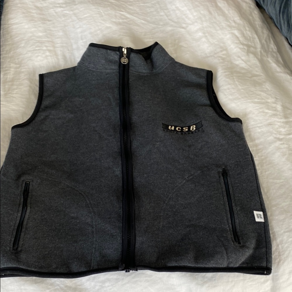UCSB Women’s grey fleece Vest